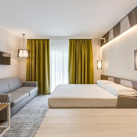 Europa 3*