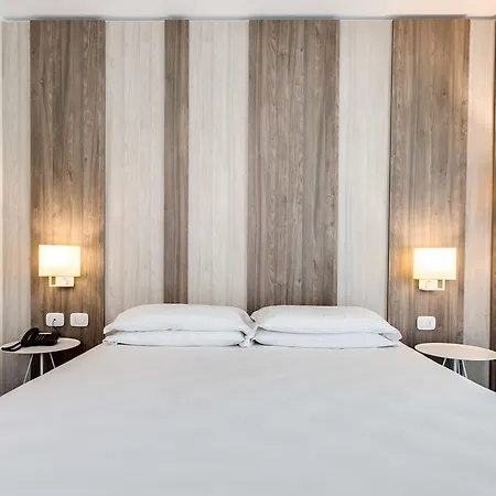 Europa Hotel 3*