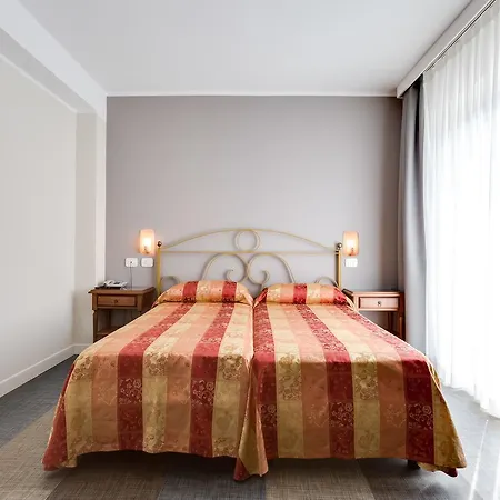 Europa Hotel 3*