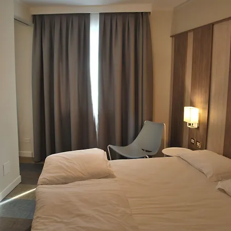 Szálloda Europa 3*